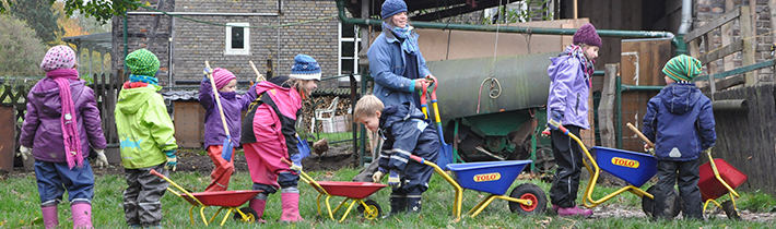 Kinder auf dem Lernbauernhof Schulte-Tigges